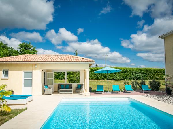 Villa photo 3