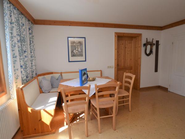 Villa photo 2