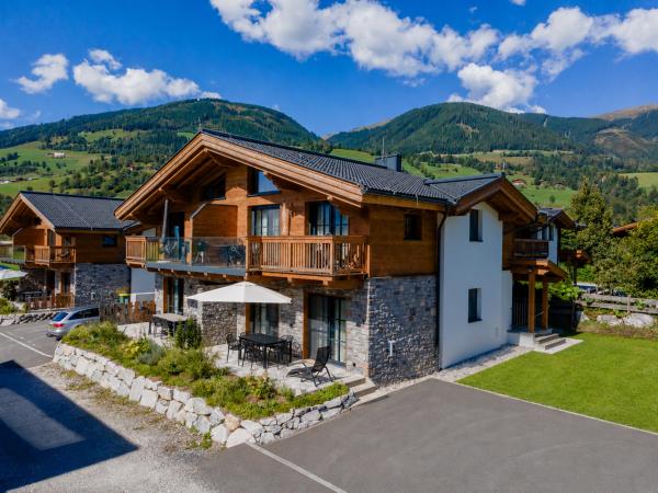 Villa photo 2