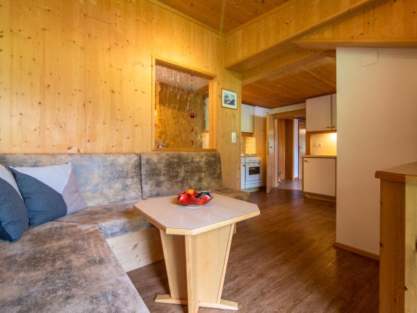 Villa photo 3