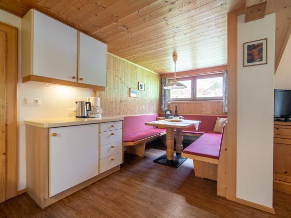 Villa photo 2
