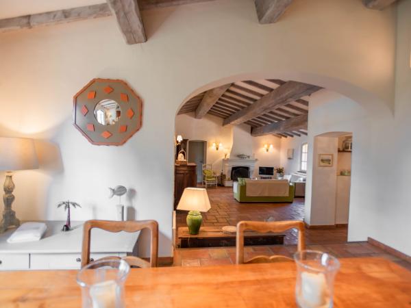 Villa photo 4