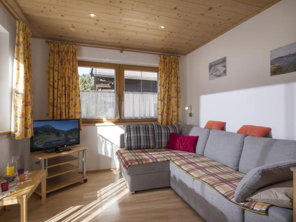 Villa photo 2