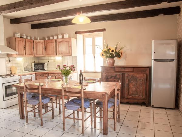 Villa photo 3