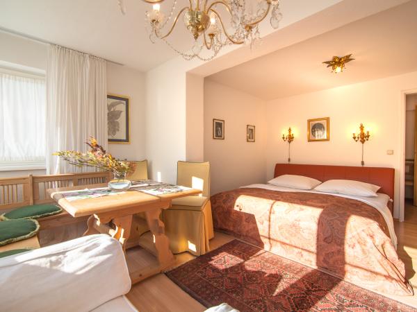 Villa photo 2