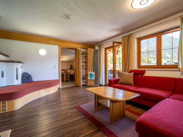 Villa photo 3