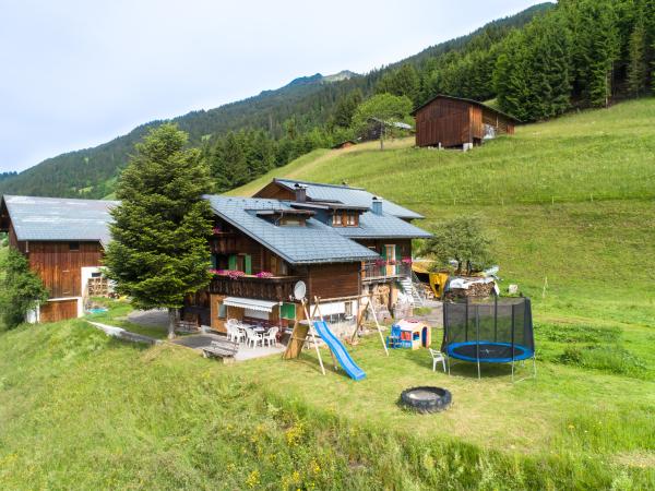 Villa photo 2