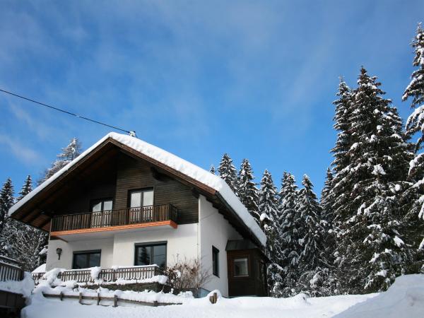 Villa photo 2
