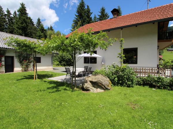 Villa photo 2