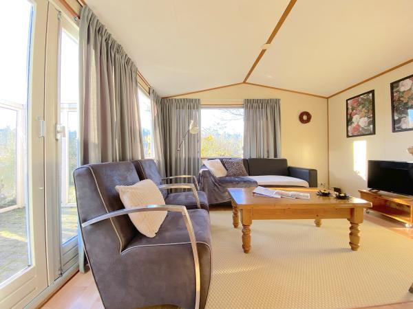 Villa photo 3