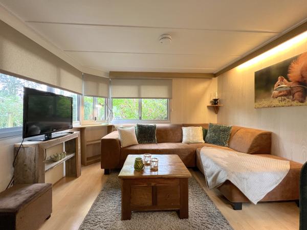 Villa photo 2