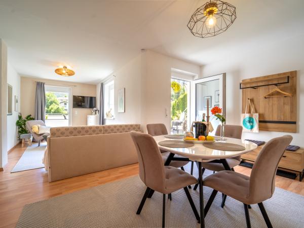 Villa photo 3