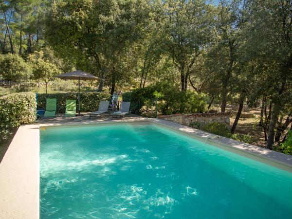 Villa photo 2