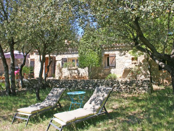 Villa photo 3