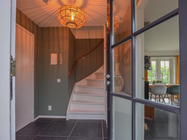 Villa photo 3