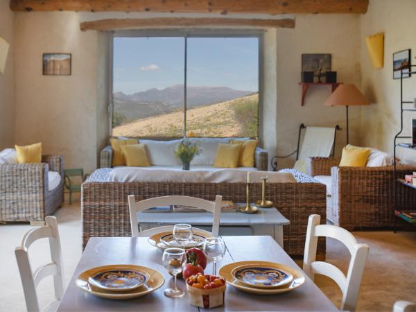 Villa photo 4