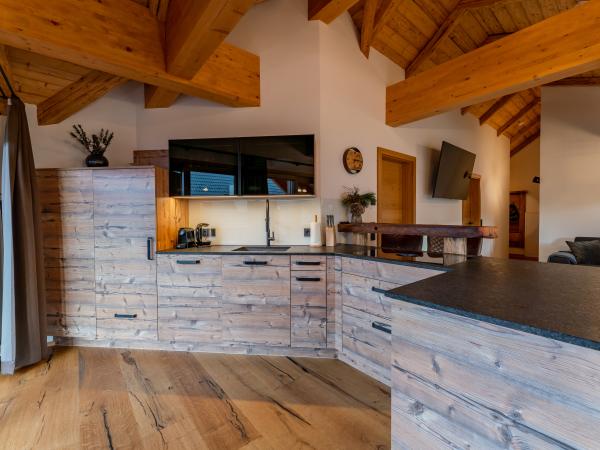 Villa photo 2