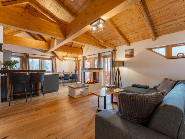 Villa photo 3