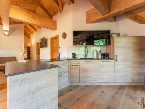 Villa photo 2