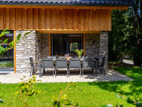 Villa photo 2