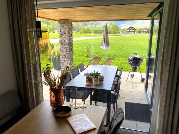 Villa photo 2