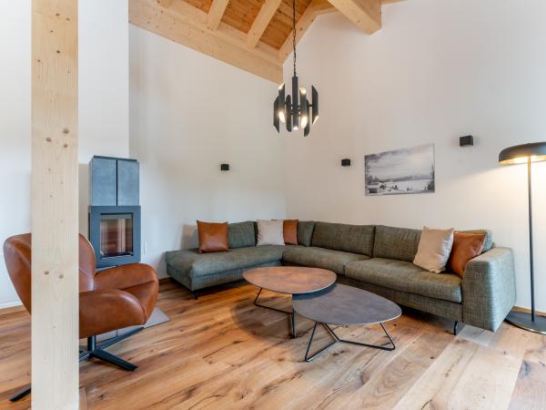 Villa photo 3