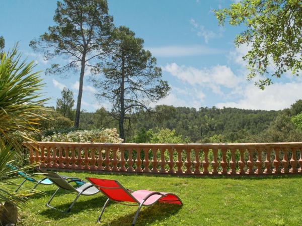 Villa photo 3