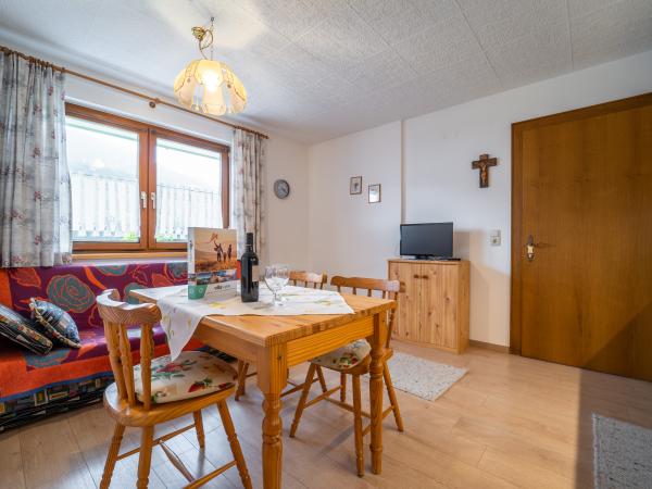 Villa photo 3