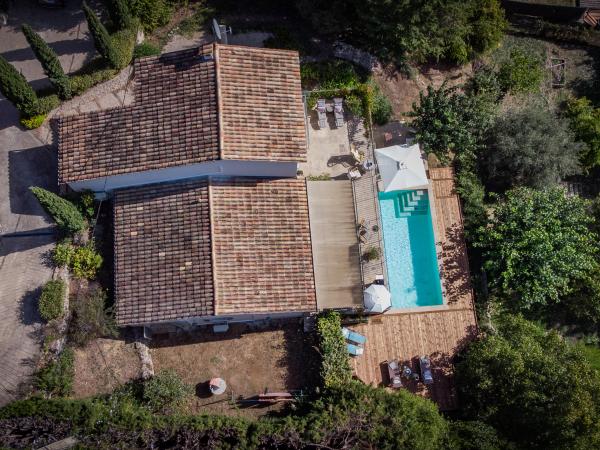 Villa photo 3