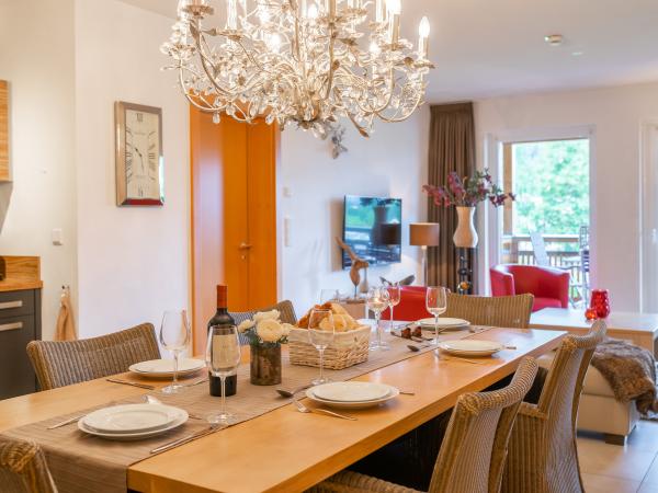 Villa photo 3