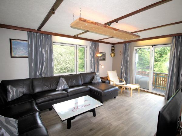Villa photo 2
