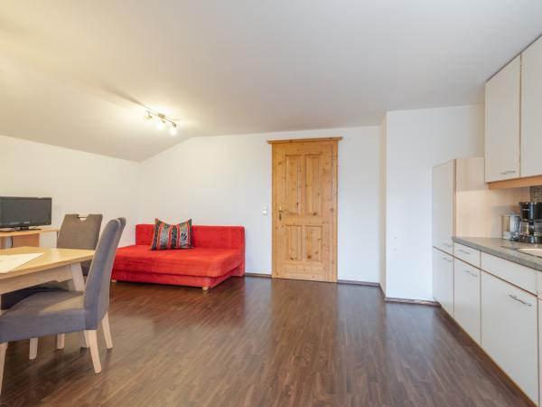 Villa photo 2