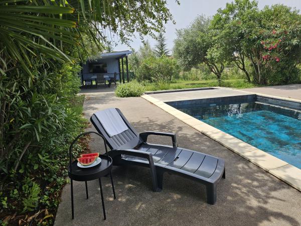 Villa photo 2