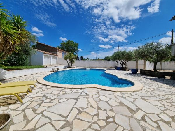 Villa photo 3