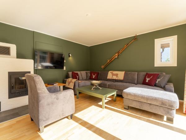 Villa photo 3