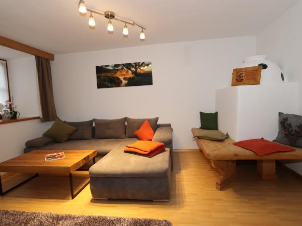 Villa photo 2