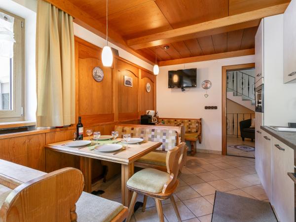 Villa photo 3