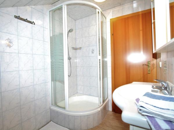 Villa photo 3