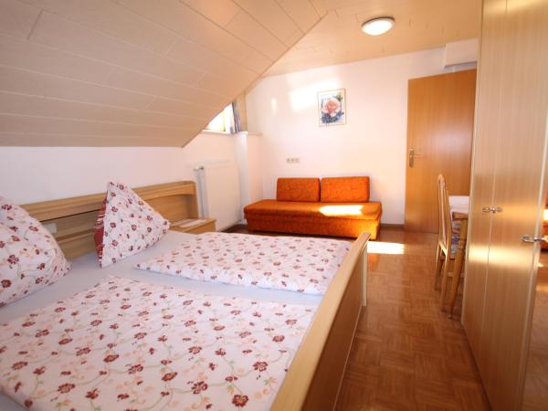 Villa photo 2
