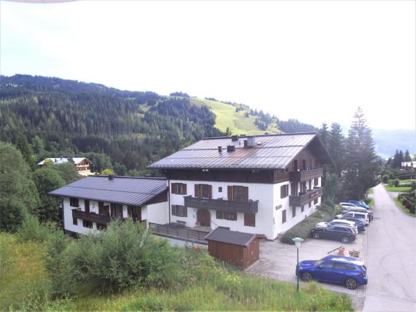 Villa photo 3