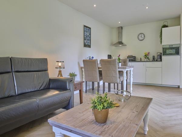 Villa photo 2