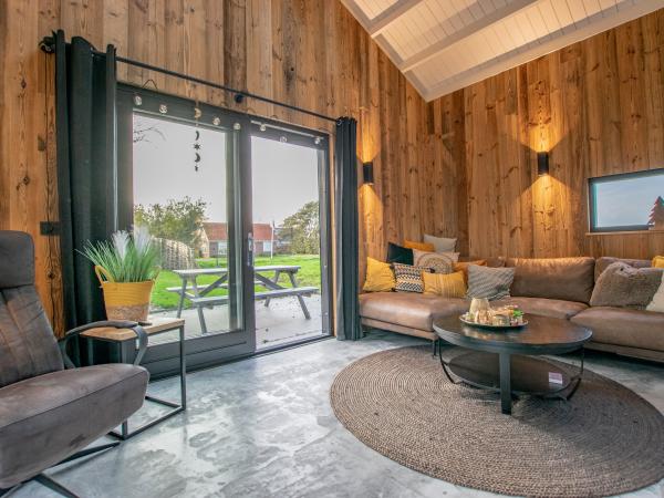 Villa photo 4