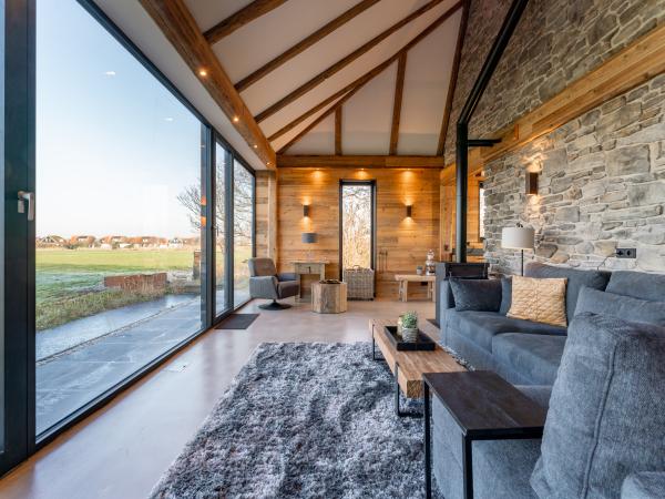 Villa photo 5