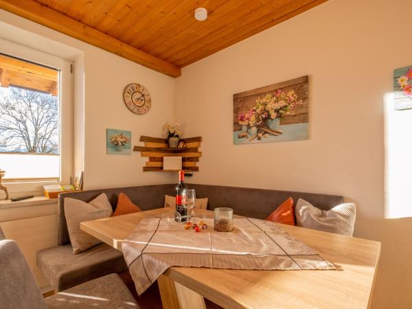 Villa photo 3