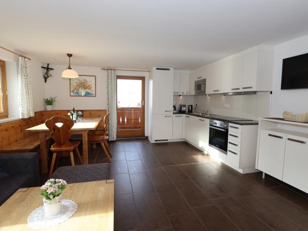 Villa photo 2