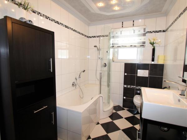 Villa photo 4