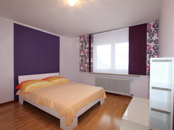 Villa photo 2