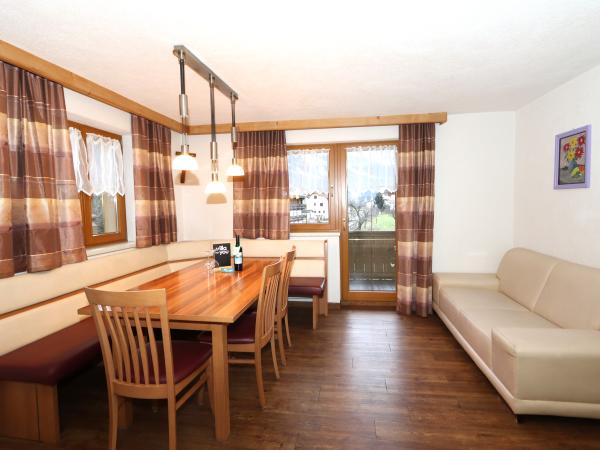Villa photo 3