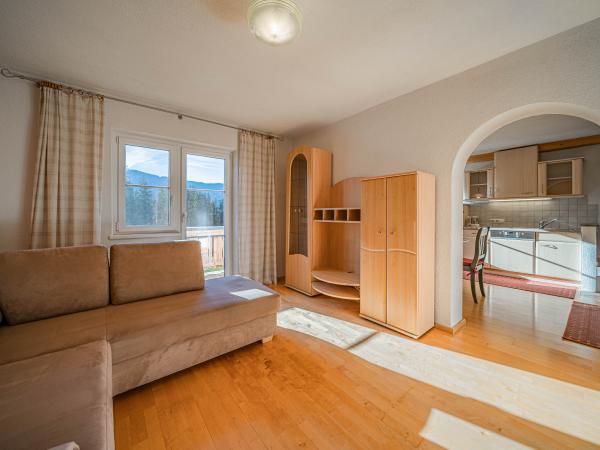 Villa photo 2