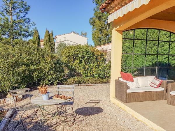 Villa photo 5